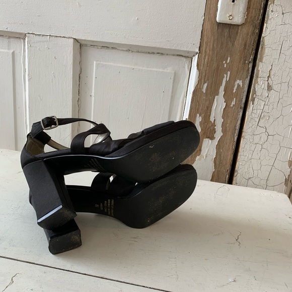 Unlisted black open toe chunky heel shoes Size 8.5 - Picture 5 of 6